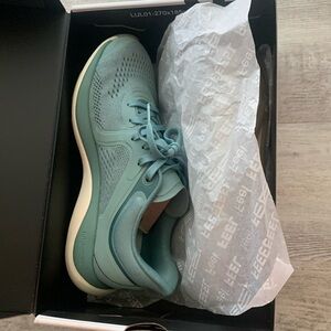 Lululelmon Chargefeel shoes